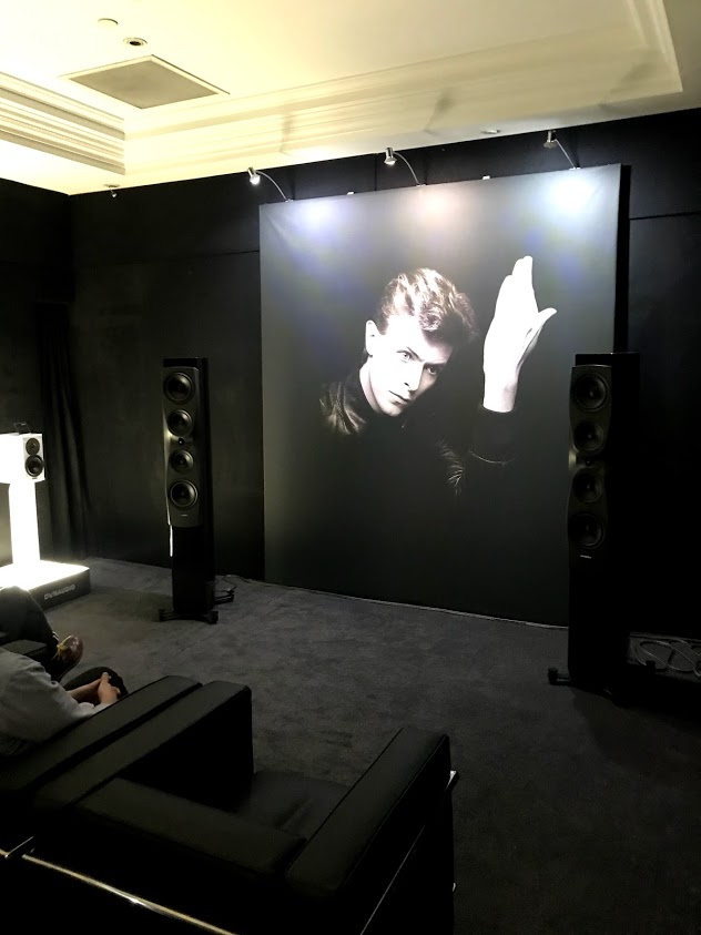 Dynaudio demo room